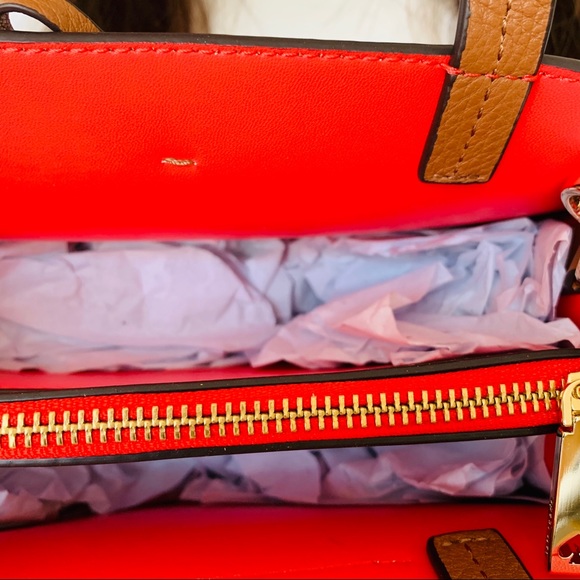 Kate spade Hayes Small Satchel Leather Crossbody - Picture 8 of 8